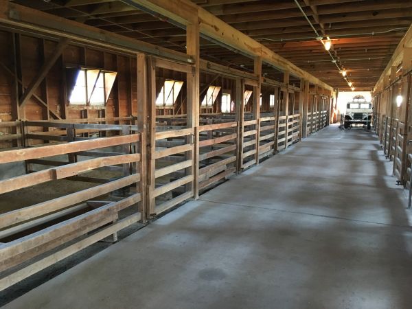 Cost of Barn Floor Pouring in Herndon